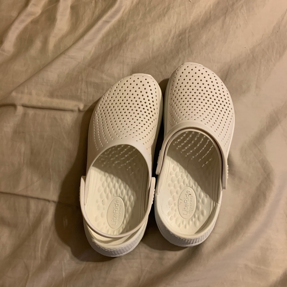 Literide Crocs women’s size 7